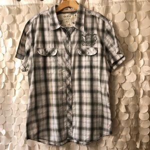 Short sleeve plaid shirt